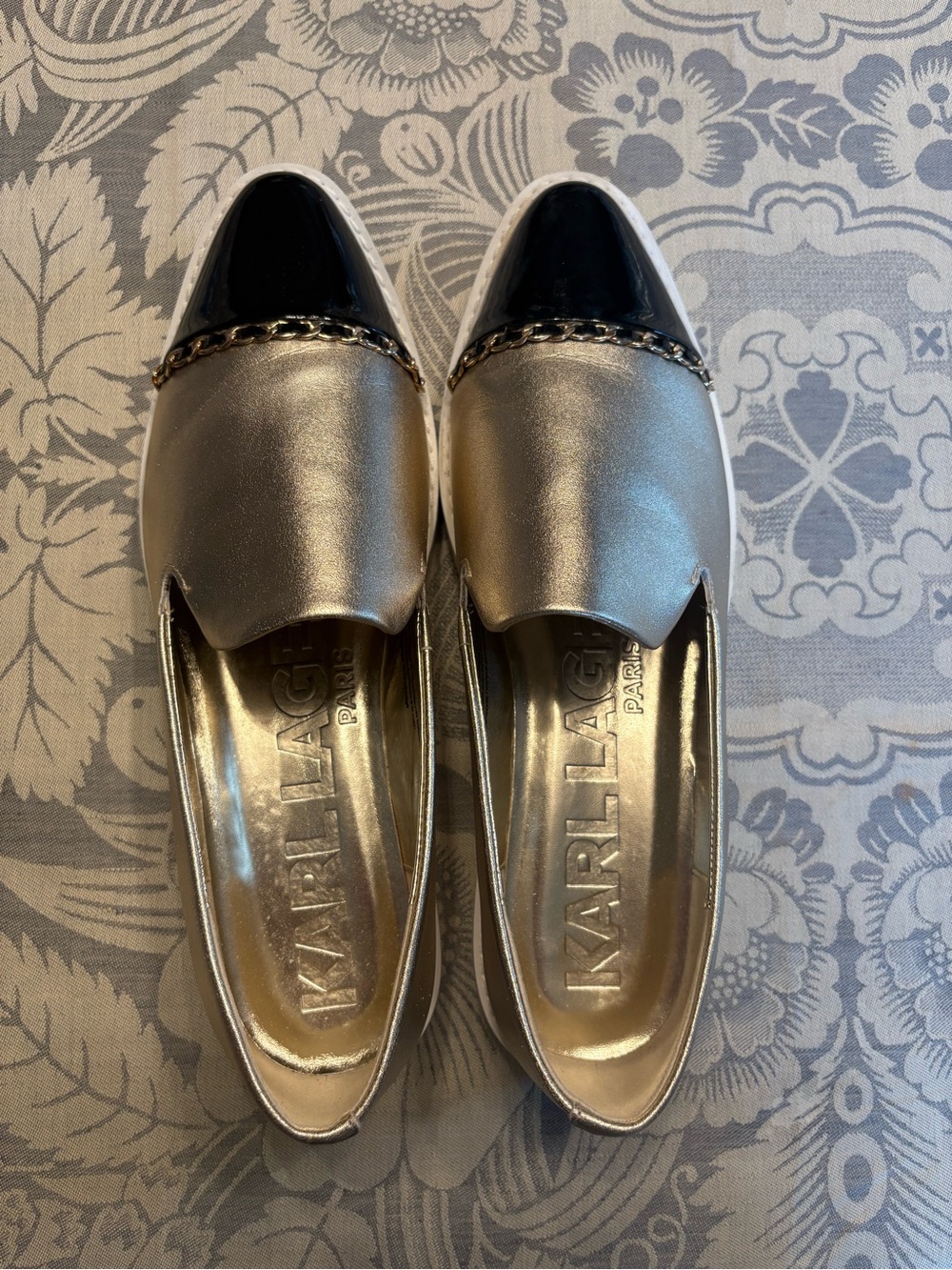 Karl Lagerfeld Black and White Women's Flats Shoe Box